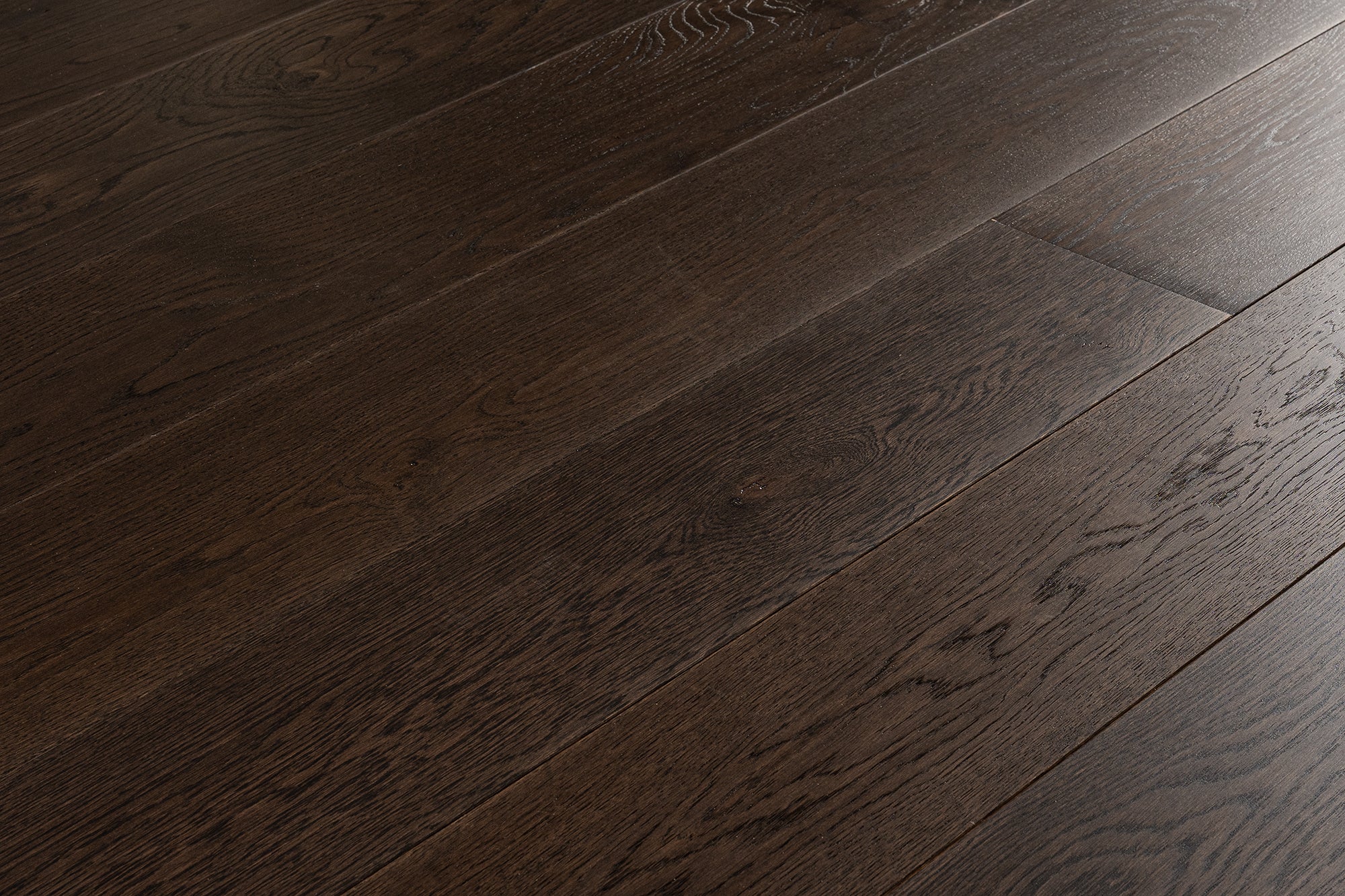 BK 60 high-end wide plank engineered White Oak Canadian made refined hardwood flooring surfaces with a natural hardwax oil finish by Plank & Co - textured image
