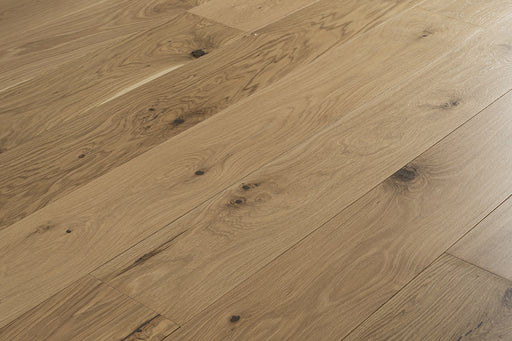 NV 58 high-end wide plank engineered White Oak Canadian made refined hardwood flooring surfaces with a natural hardwax oil finish by Plank & Co - textured image